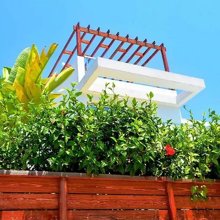 Villa Ana Coral Bay